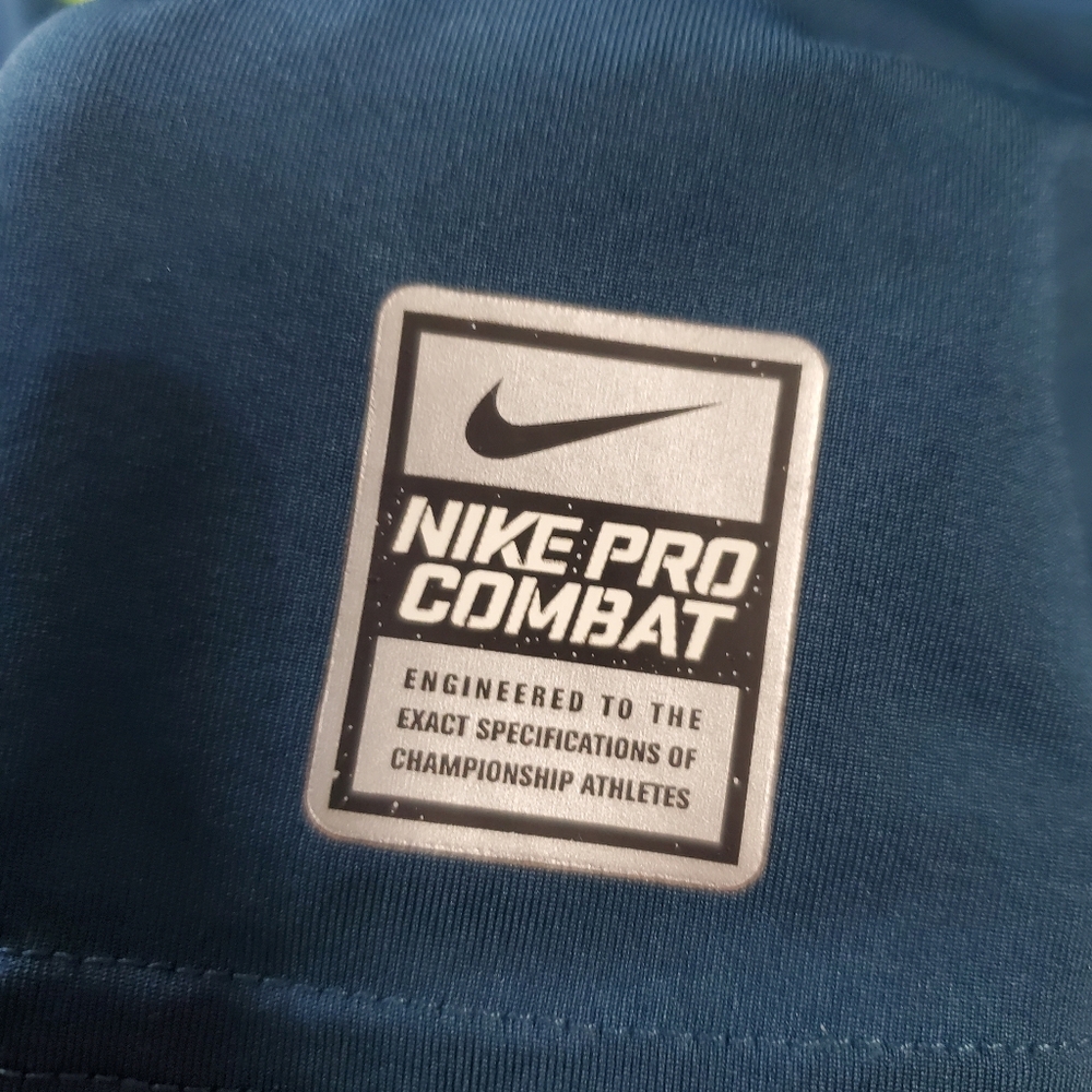 NIKE PRO COMBAT Men's Dri-Fit Compression Tank, Size: Large - Picture 7 of 10